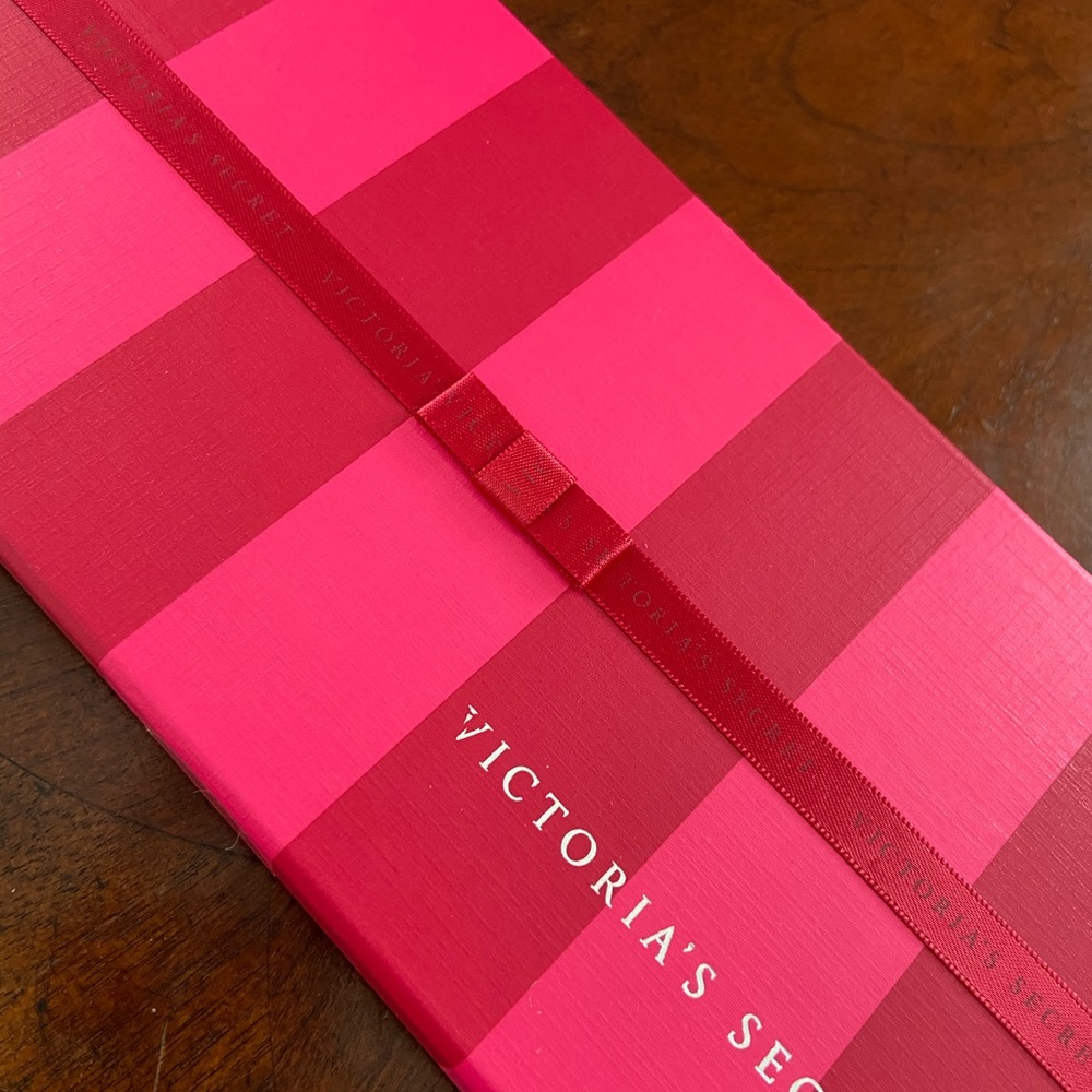 Victoria secret wallet